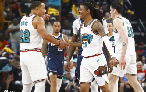 莫兰特带伤出战22+9浓眉空砍40+9 灰熊胜独行侠进季后赛