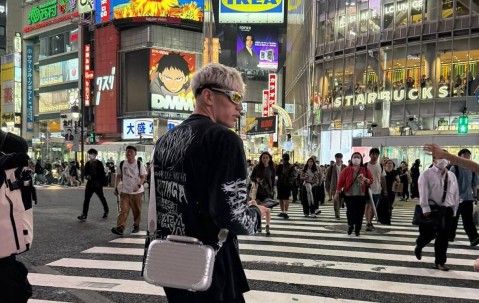 曼联不满加纳乔拒绝转会欧陆！没想象中热销，恐被迫降价至4000万促销