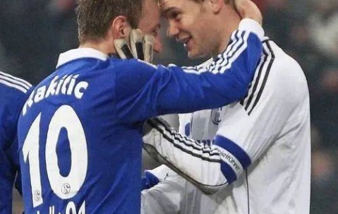 拉基蒂奇退役！