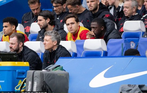 切尔西决定继续信任恩佐·马雷斯卡，欧冠资格争夺进入白热化