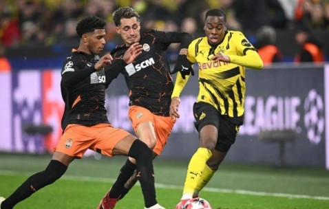 德甲巨星成转会香饽饽！英超豪门觊觎，财政受限巴萨如何虎口夺食