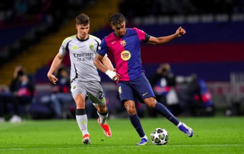 3-1！17岁天才传射破纪录 10.1亿豪门挺进欧冠8强 全速冲击四冠王