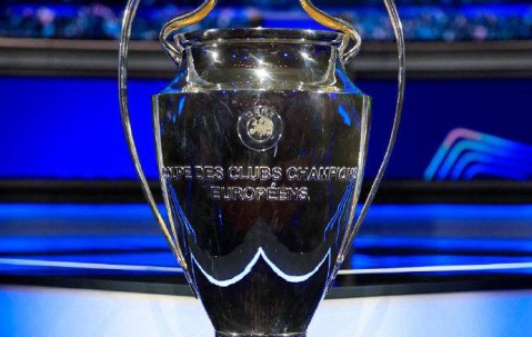 金球奖最新预测：拉菲尼亚领先，姆巴佩跌至第五，一匹黑马崭露头角